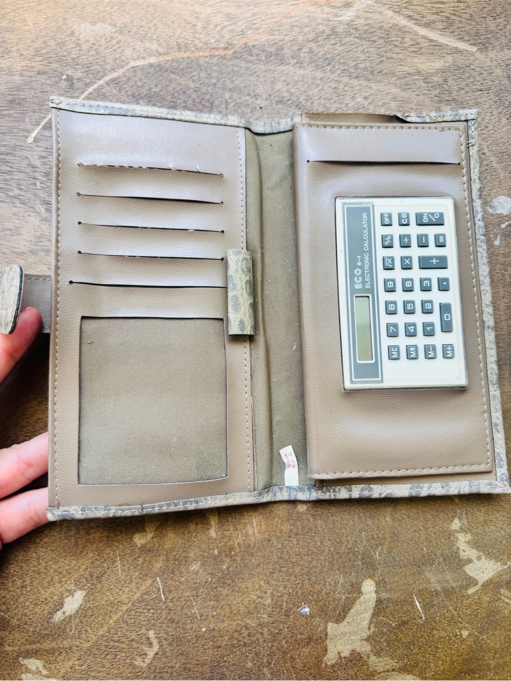 Vintage Croc-Embossed Light Gray Leather Checkbook Wallet with Calculator - Picture 5 of 7